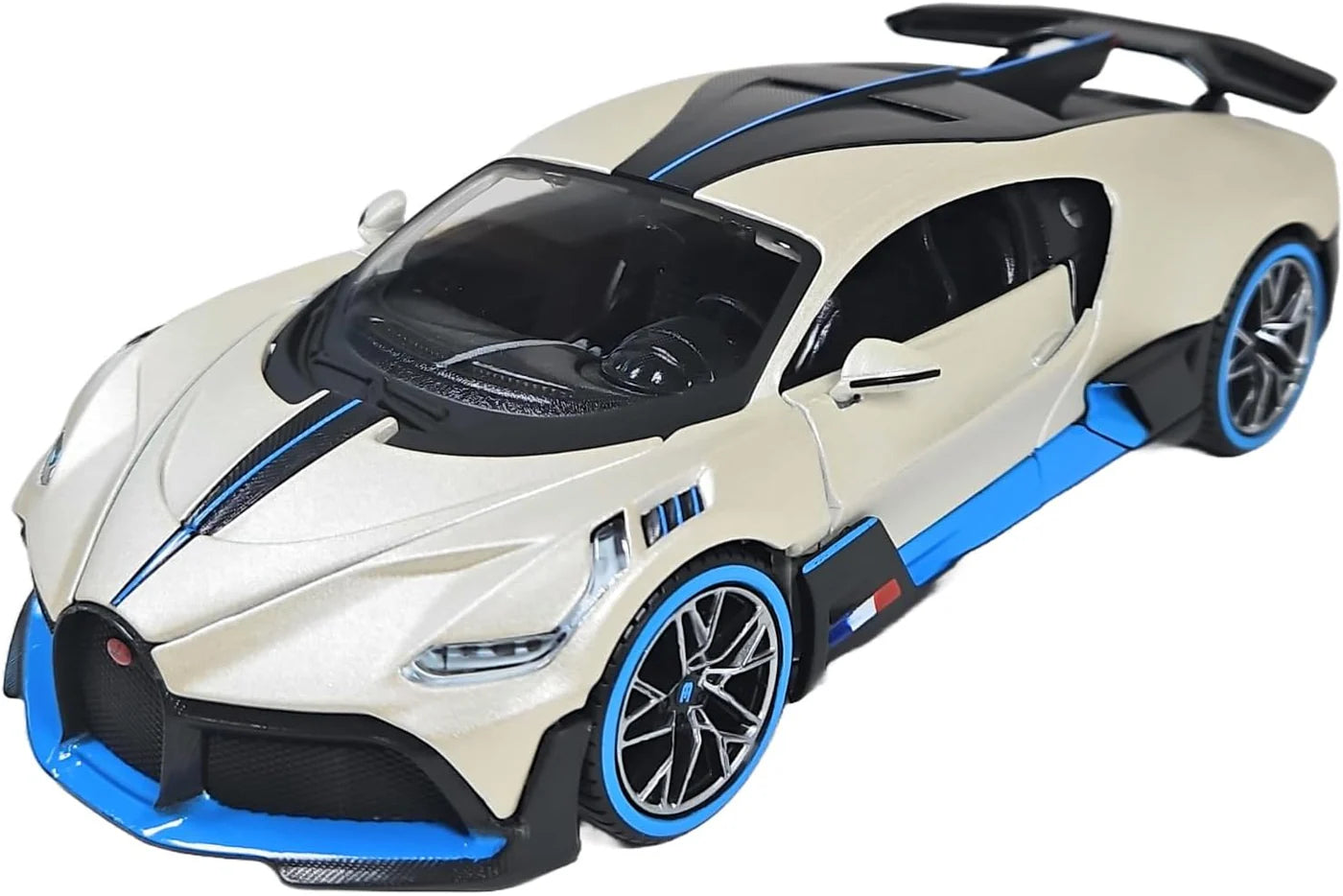 BUGATTI DIVO 1:24 DIECAST METAL TOY CAR (MULTICOLOUR :- GRAY, RED, WHITE)