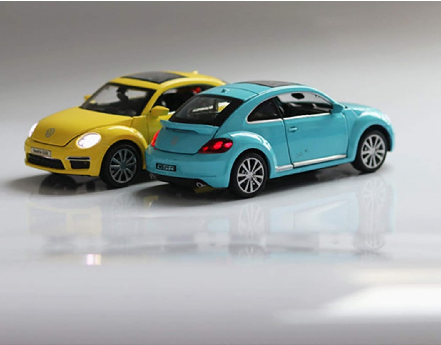 Volkswagen Beetle 1:32 Diecast Metal Toy car for Kids with Openable Doors & Light, Music Toy Vehicle for Kids【 MULTICOLOR 】