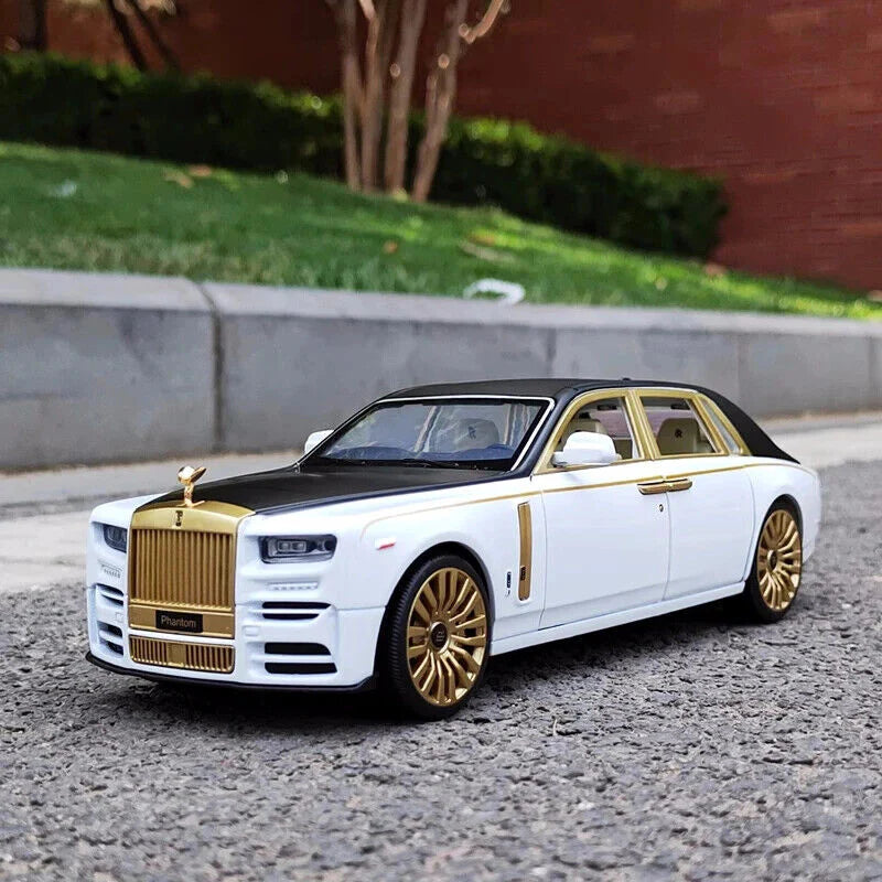 ROLLS ROYCE PHANTOM - LUX GOLD 1:24 DIECAST METAL TOY CAR