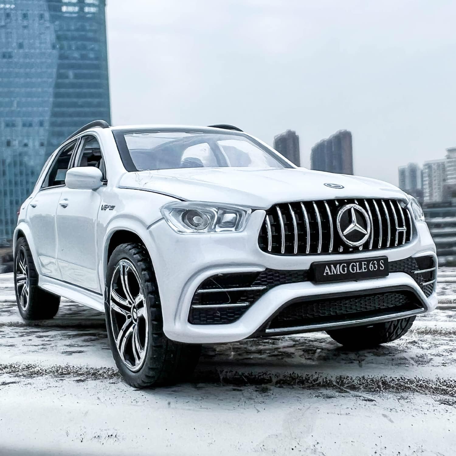 Mercedes Benz AMG GLE G63S 1:32 Diecast Pull Back Toy Car Model with Sound Light Boys Gifts Toys for Kids 【 MULTICOLOR 】