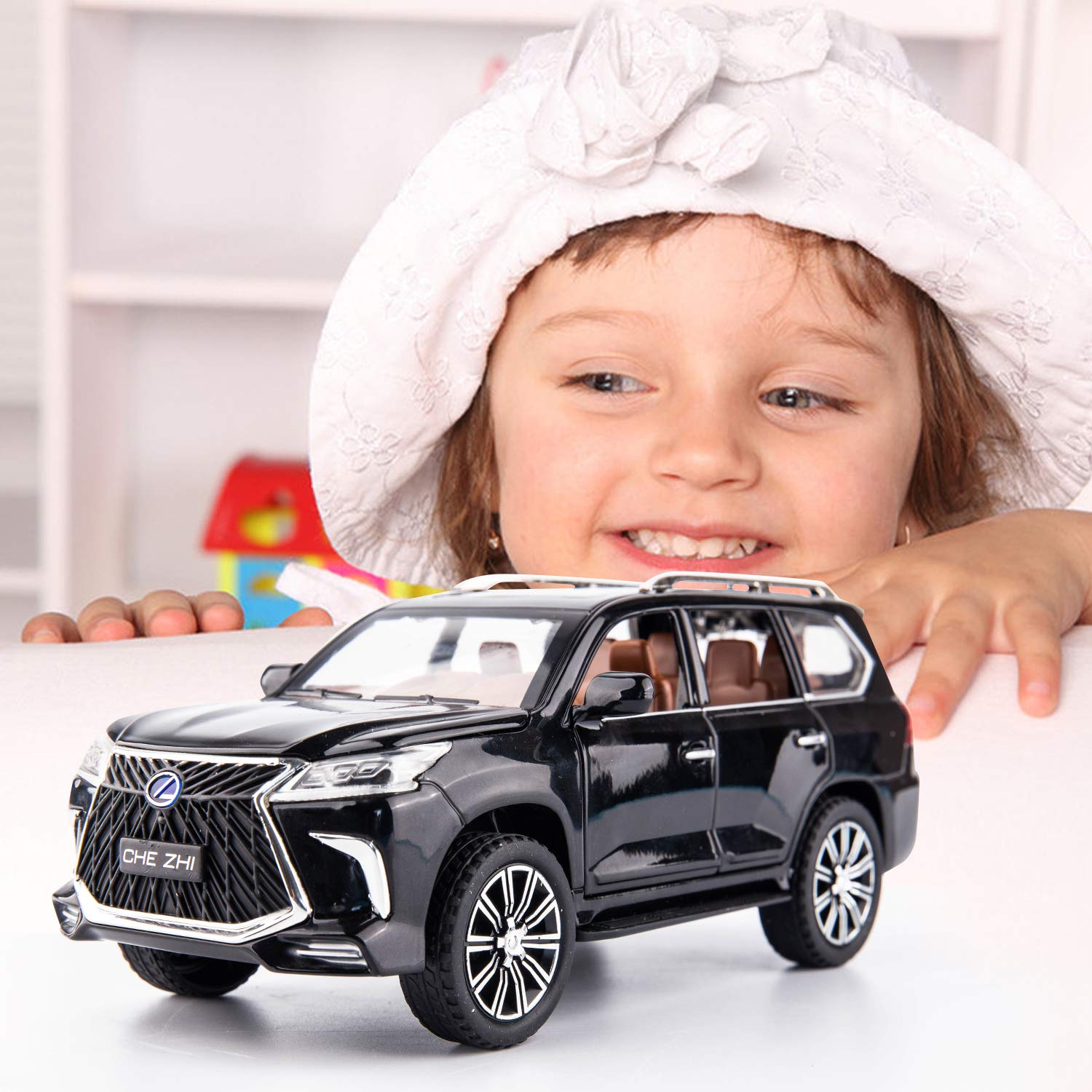 Lexus LX570 1:24 Diecast Metal Toy Car with Openable Door and Sound Light, Gifts Toys for Kids【 Multicolor 】