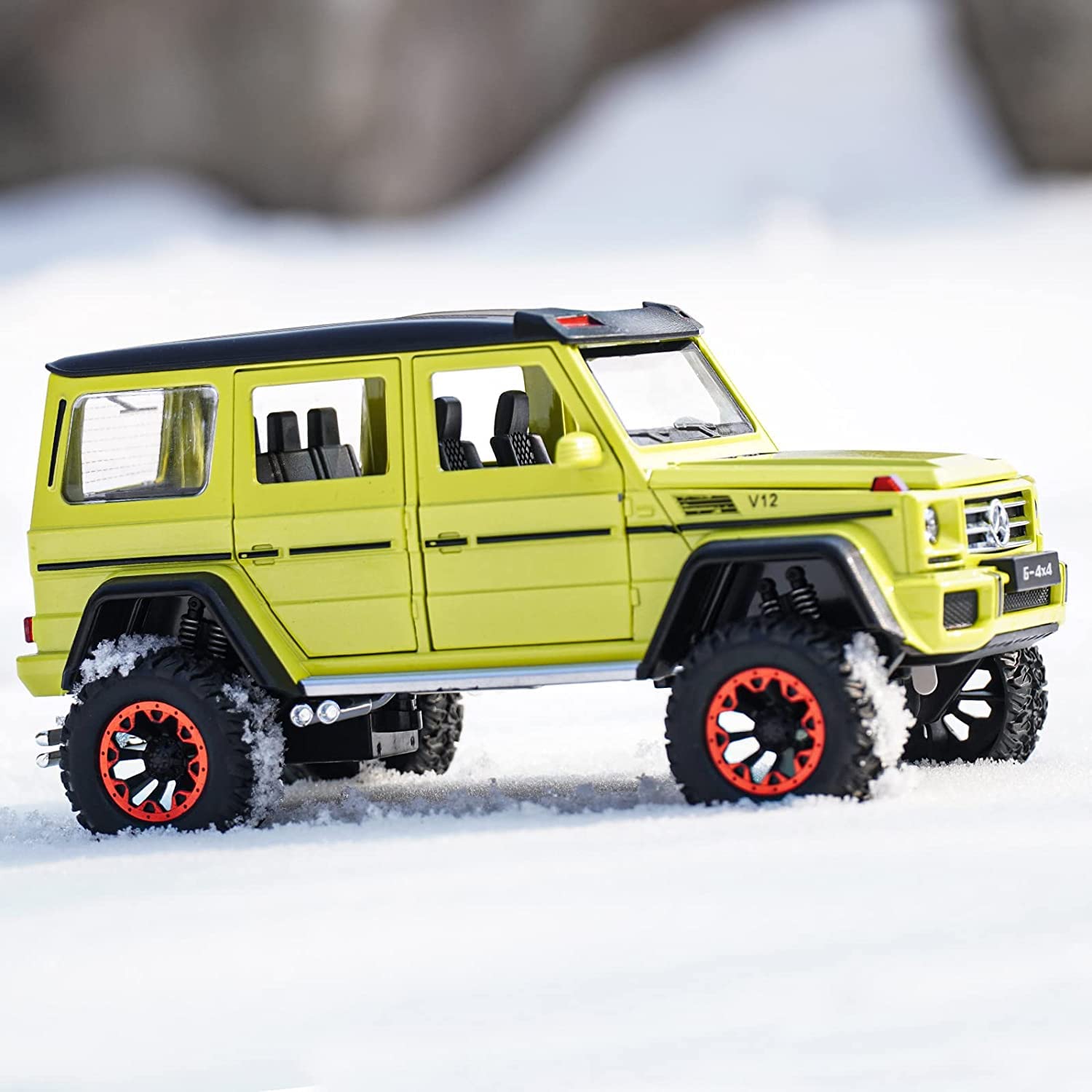 Mercedes AMG G500 4X4 1:24 Diecast Metal Car (Multicolour :- Black, White, Yellow) [Size : 21Cm*11Cm*10Cm]